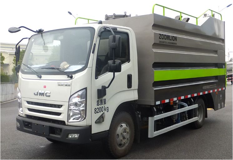 垃圾桶有了“洗澡房”，去污消毒更健康