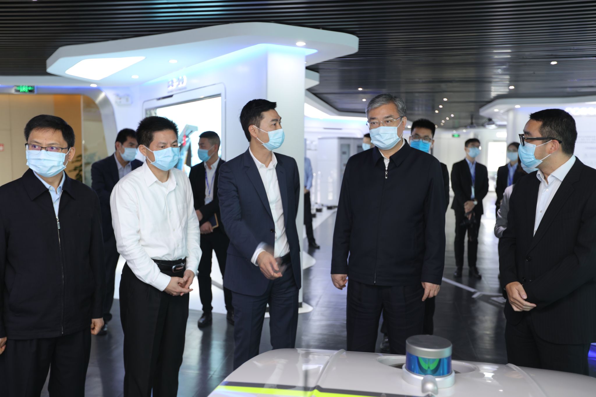 佛山市委書記魯毅調(diào)研盈峰環(huán)境，鼓勵企業(yè)再接再厲創(chuàng)新高