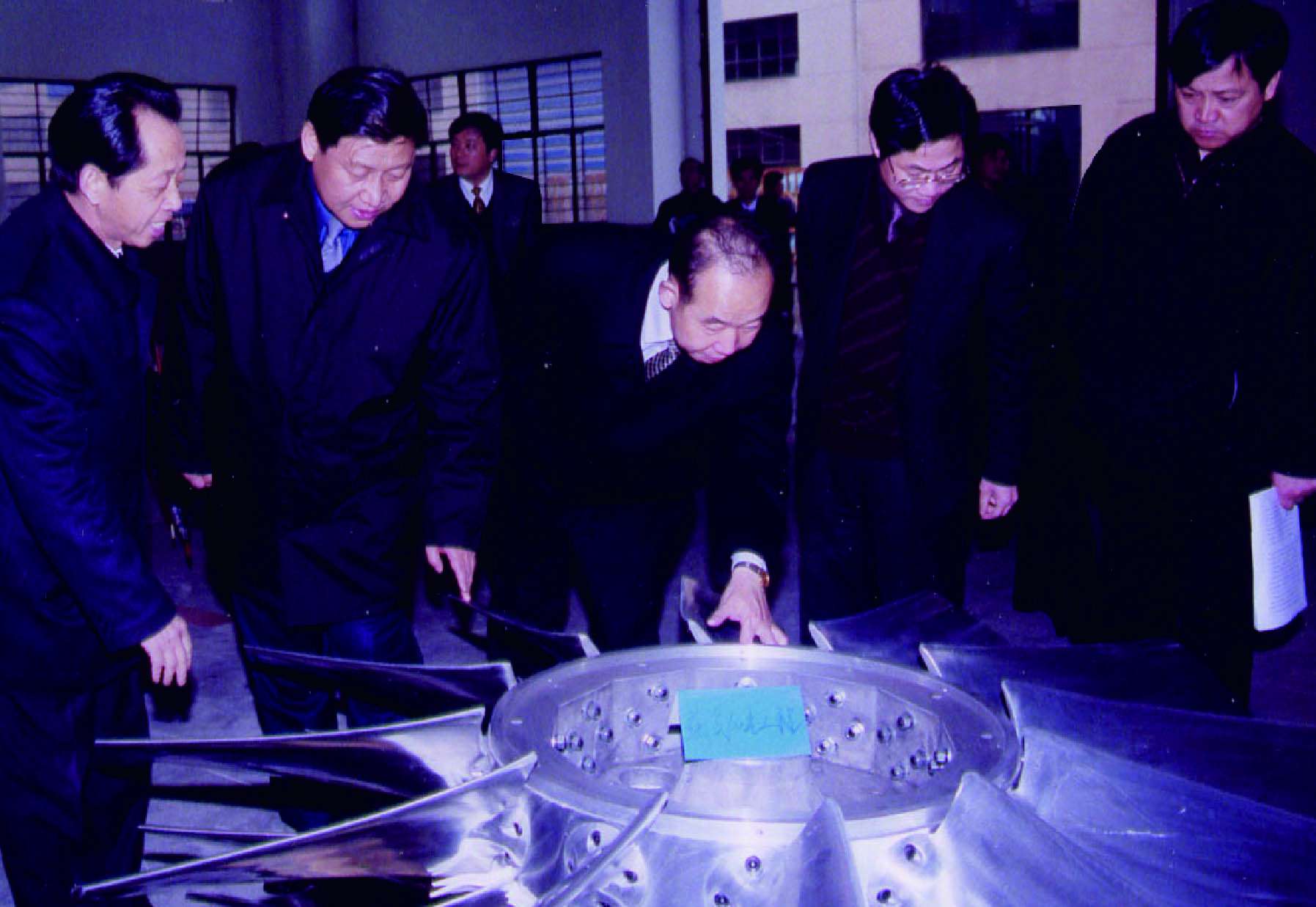 時(shí)任浙江省委書(shū)記習(xí)近平考察公司